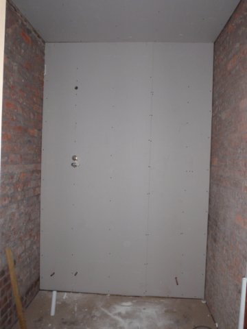 bedroom3gettingboardedout.jpg