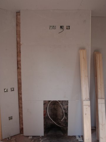 bedroomfireplace.jpg