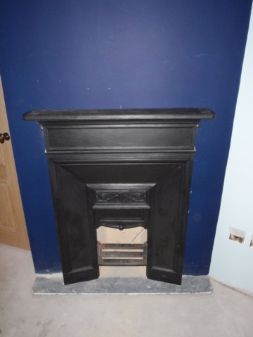 reesbedroomfireplace.jpg
