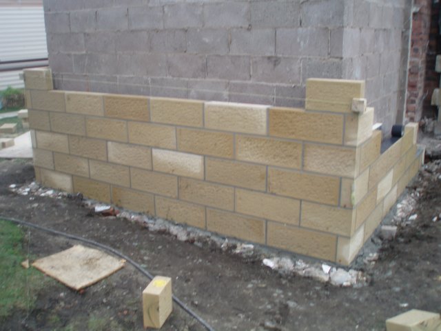 sandstonestartsgoingup2.jpg